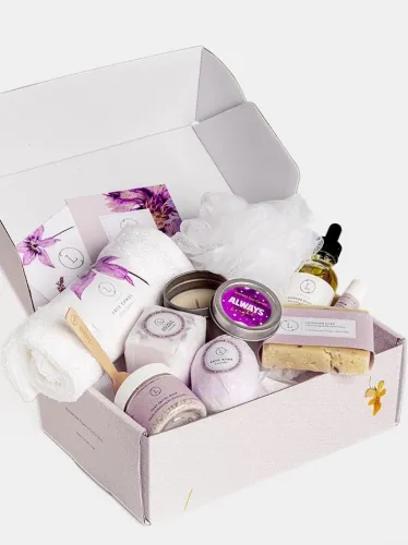 Lizush - 863P - Lavender Gift Set 9 Products